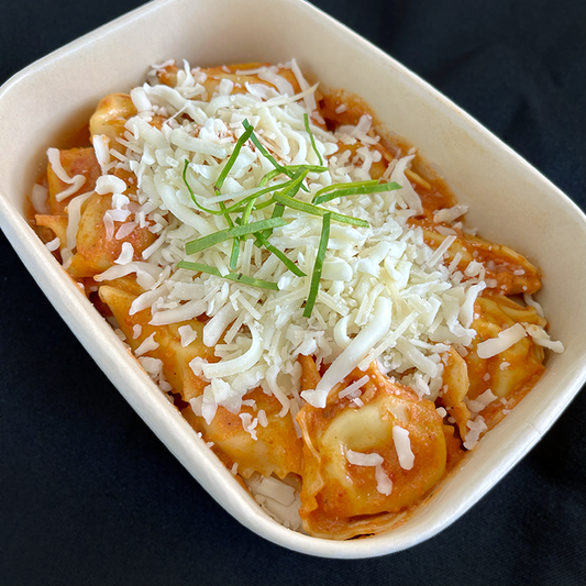 Cheese Tortelloni with Tomato-Basil Cream Sauce (Veg)