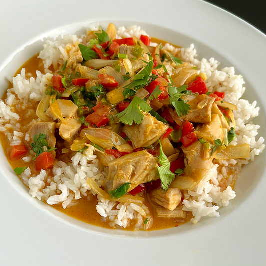 Chicken and Bell Pepper Thai Coconut Curry with Rice (GF, DF)